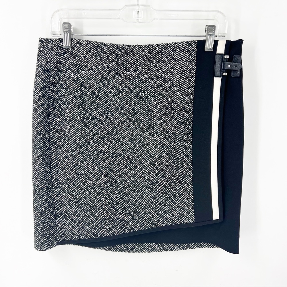 ✅ NWT White House Black Market Herringbone Wool Tweed Buckle Skirt Sz 10P